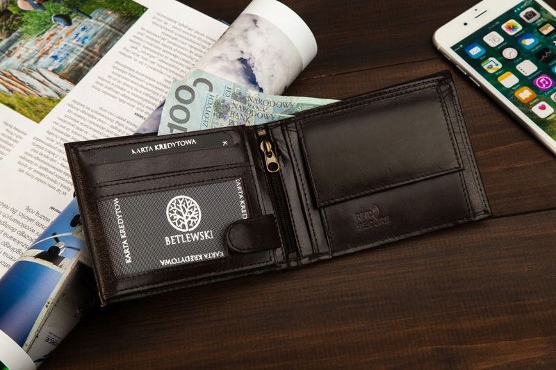 Мужской кожаный кошелек Betlewski с RFID 12 х 9,2 х 3 (BPM-BF-61) - коричневый BPM-BF-61 фото